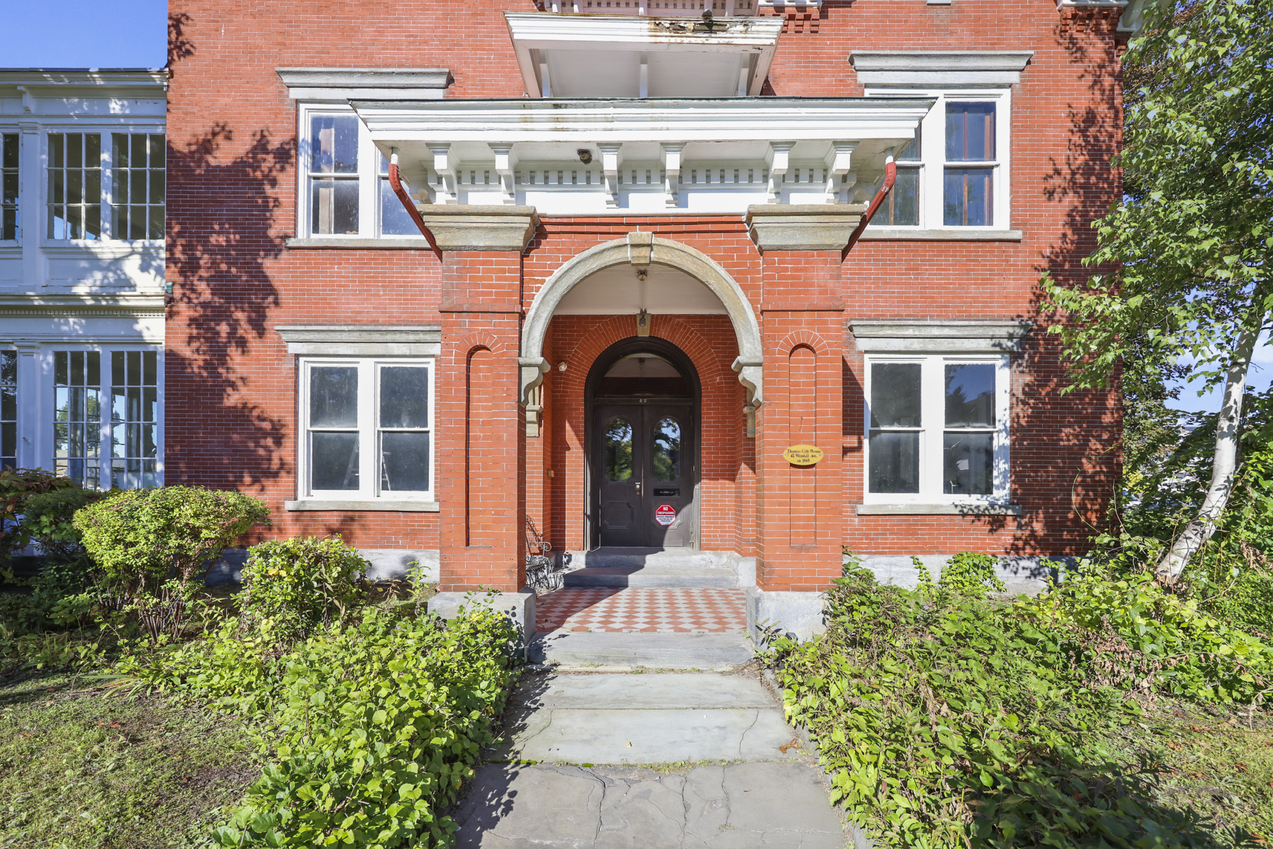 25 Exterior Front