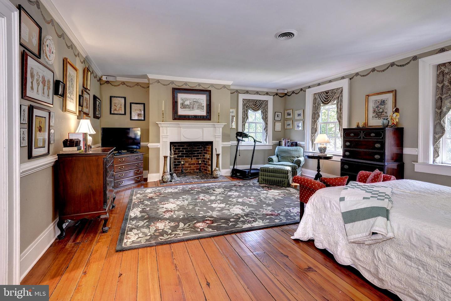 269 Ben Lomond RdDunnsville, VA 22454-30