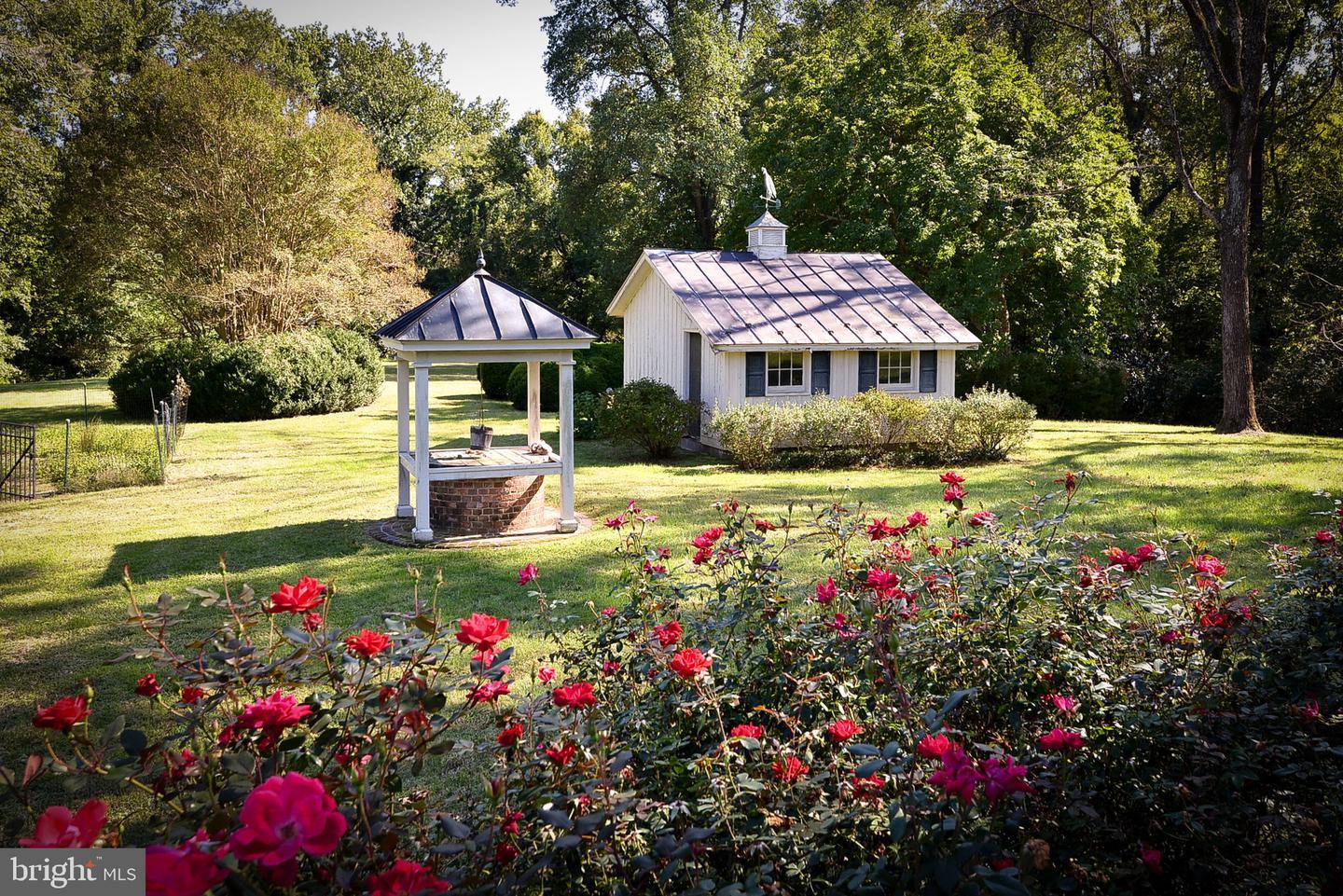269 Ben Lomond RdDunnsville, VA 22454-44