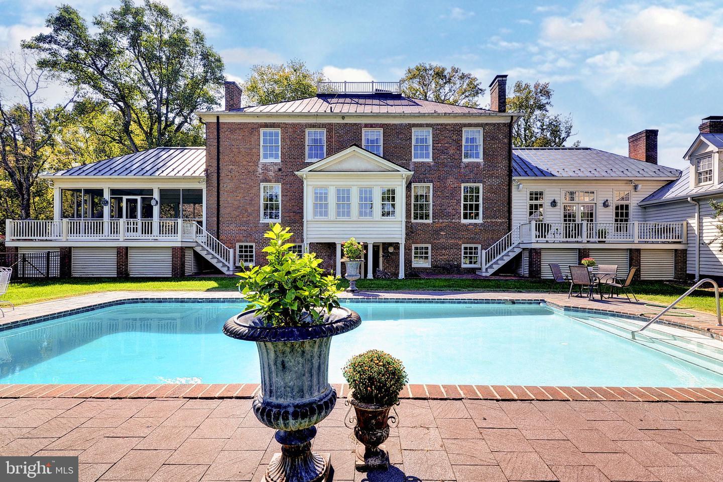269 Ben Lomond RdDunnsville, VA 22454-8