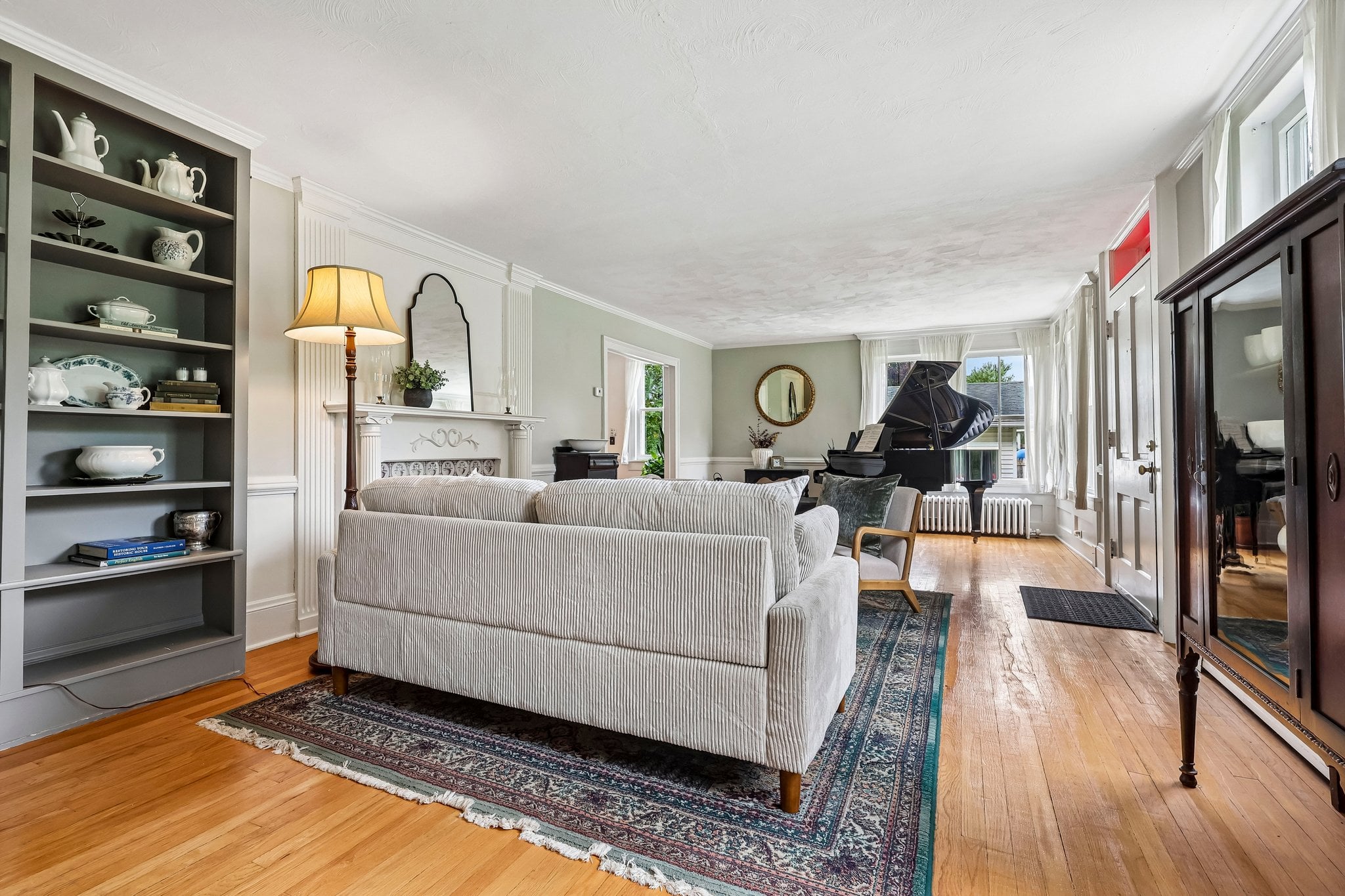 3-web-or-mls-10215 Chardon Rd-S2209-003