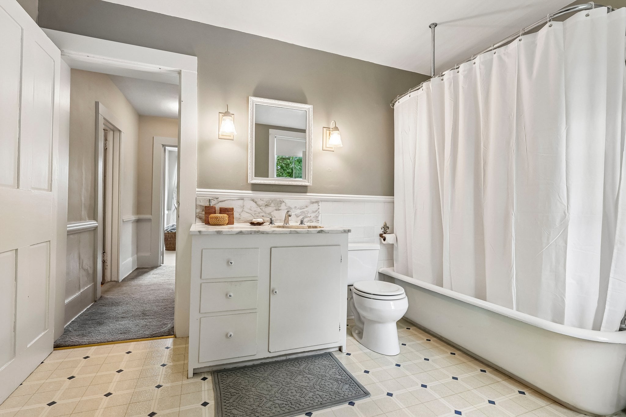 34-web-or-mls-10215 Chardon Rd-S2209-034