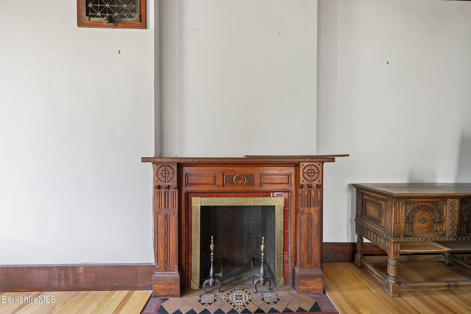 42 Wendell Ave, Pittsfield, MA 01201-16
