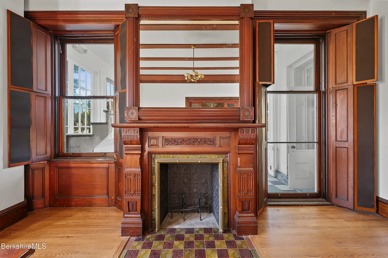 42 Wendell Ave, Pittsfield, MA 01201-20