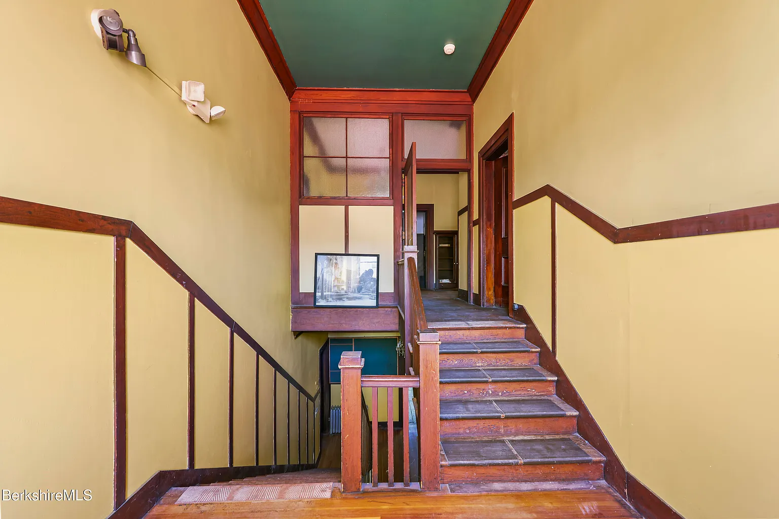 42 Wendell Ave, Pittsfield, MA 01201-32