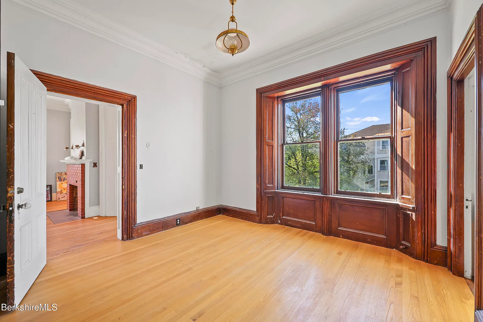 42 Wendell Ave, Pittsfield, MA 01201-42