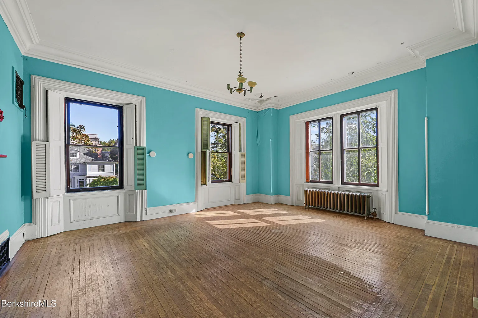 42 Wendell Ave, Pittsfield, MA 01201-47