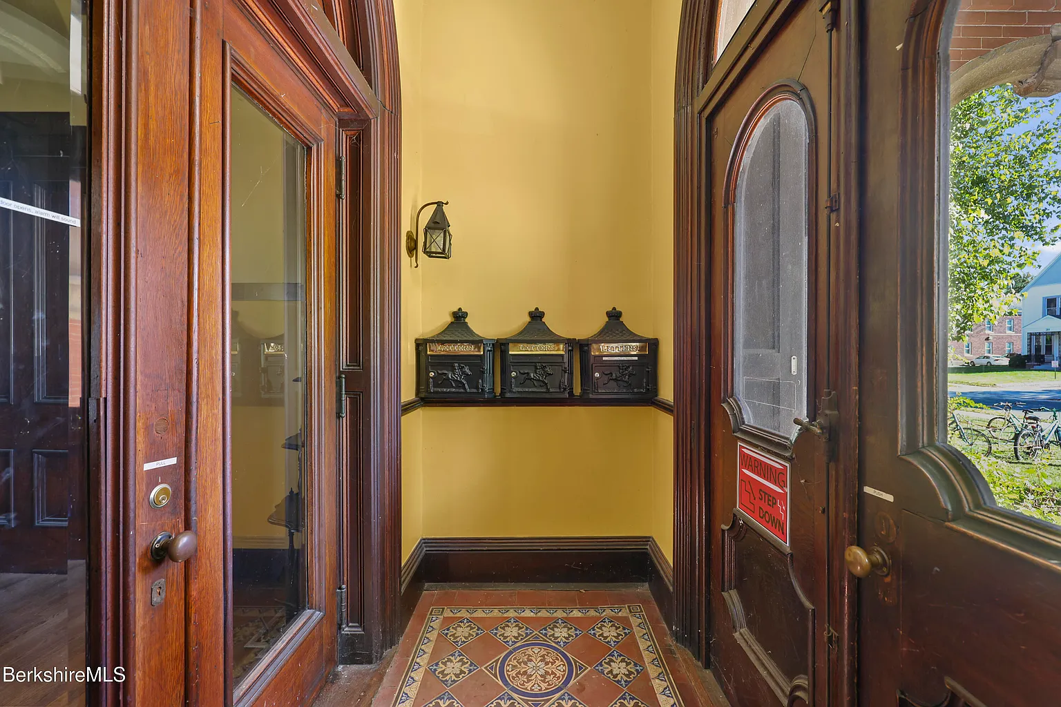 42 Wendell Ave, Pittsfield, MA 01201-8