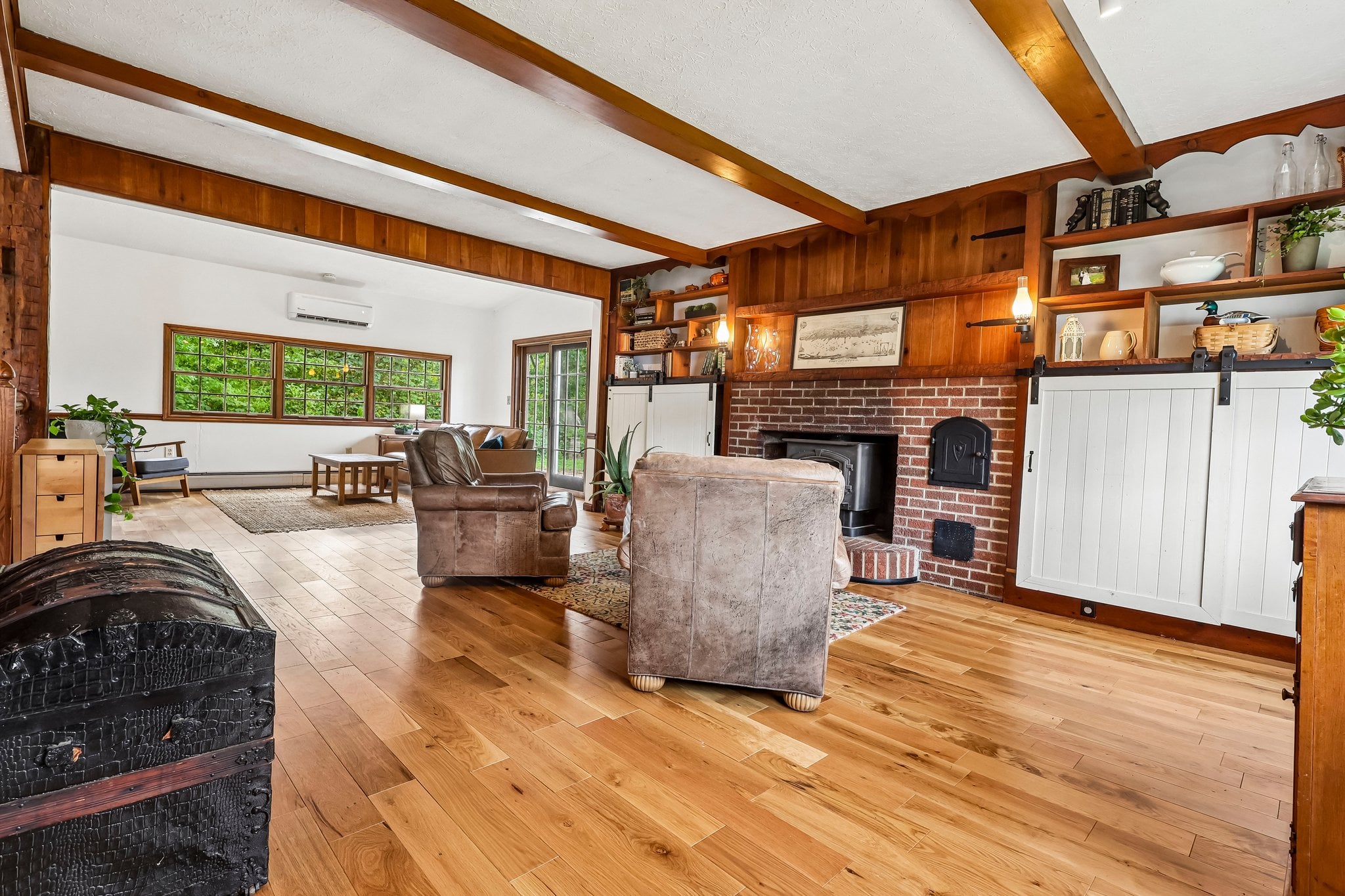 6-web-or-mls-10215 Chardon Rd-S2209-006