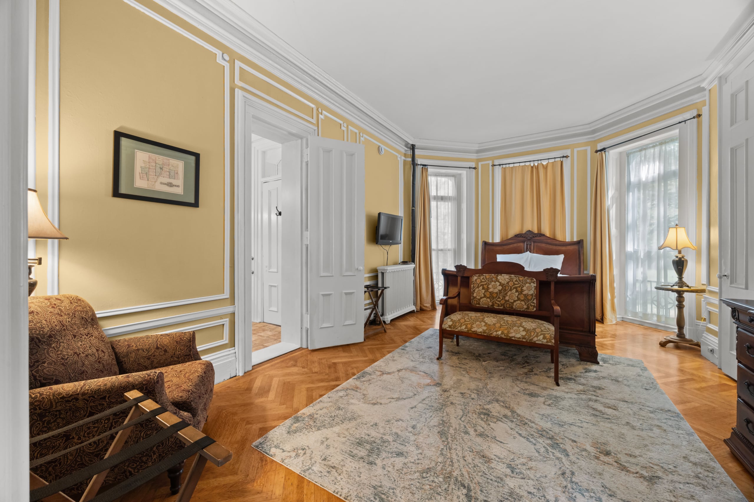600-Castle-St-Geneva-NY-14456-28