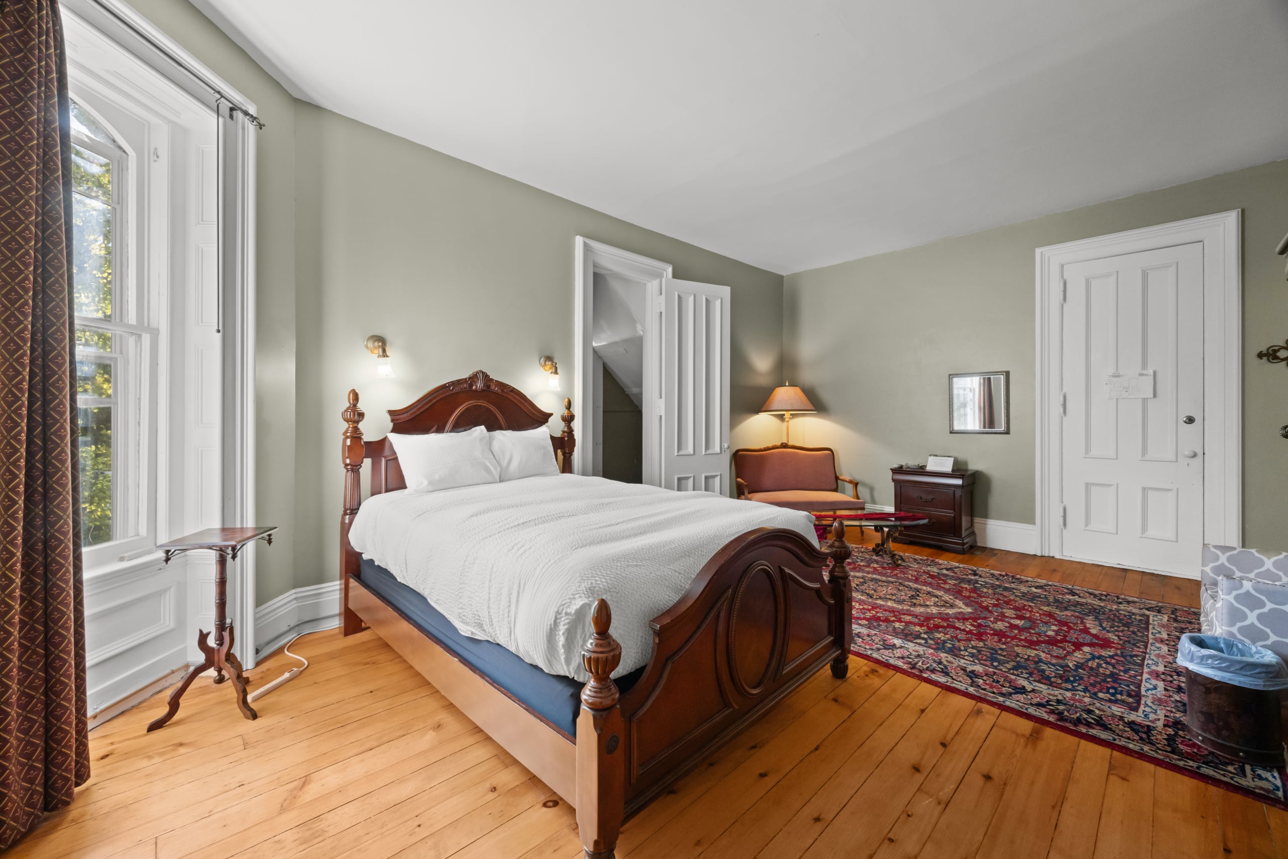 600-Castle-St-Geneva-NY-14456-32