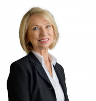 SandraSmith